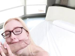 Nailing A Nerdy Girl In Her Tight Wet Pussy