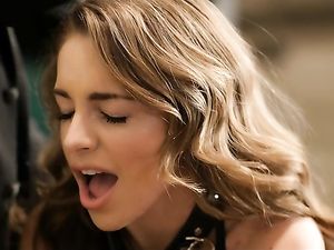 Leash Makes Girl Obedient During Fucking